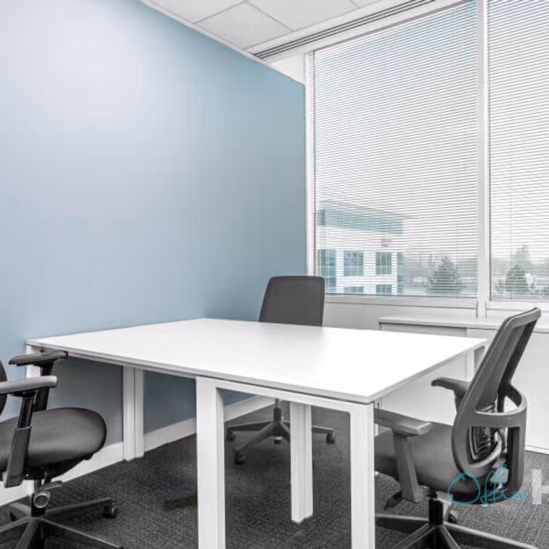 3 Bishop Square, Hatfield - Image 2