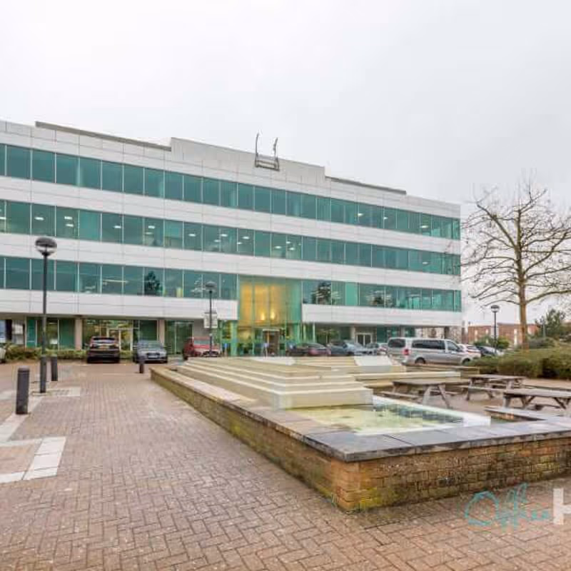 3 Bishop Square, Hatfield - Image 8