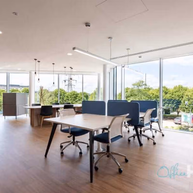 Wharfedale Road, Wokingham - Image 2