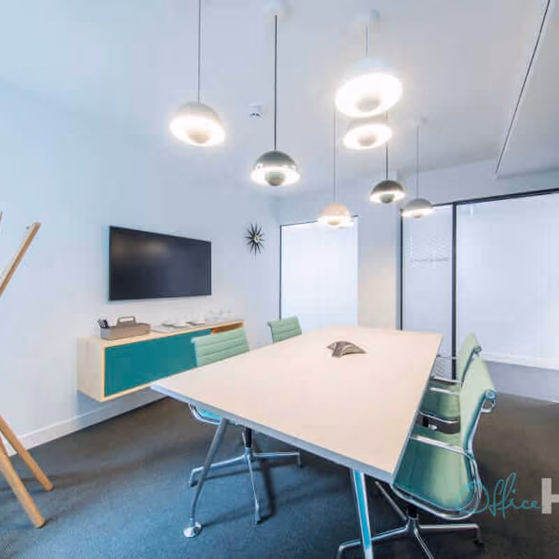 77 New Cavendish Street, London - Image 2