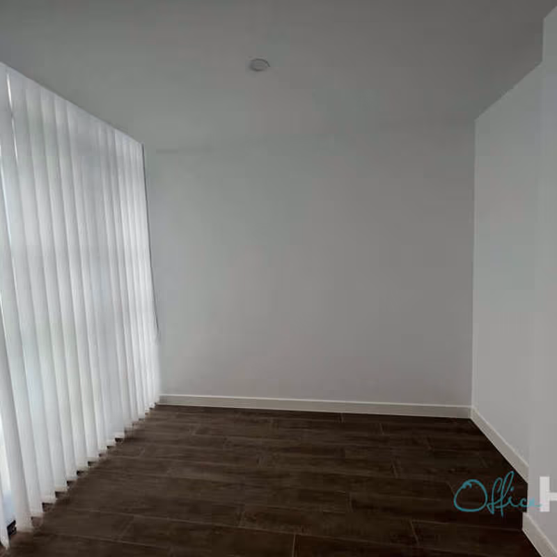 7 Deane Street, Burwood - Image 2