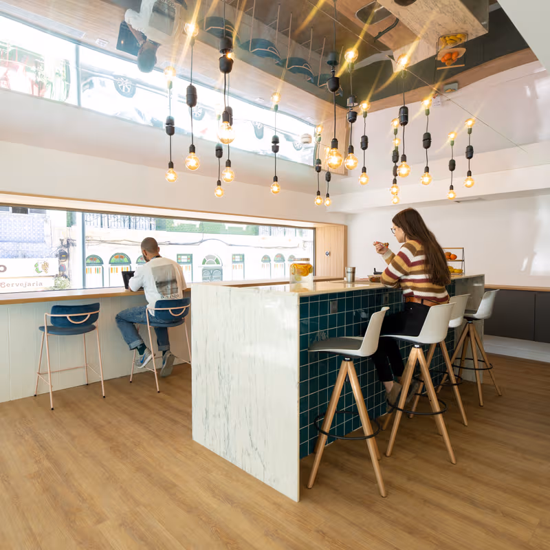 Avenida Duque De Loulé, Lisbon - Image 14