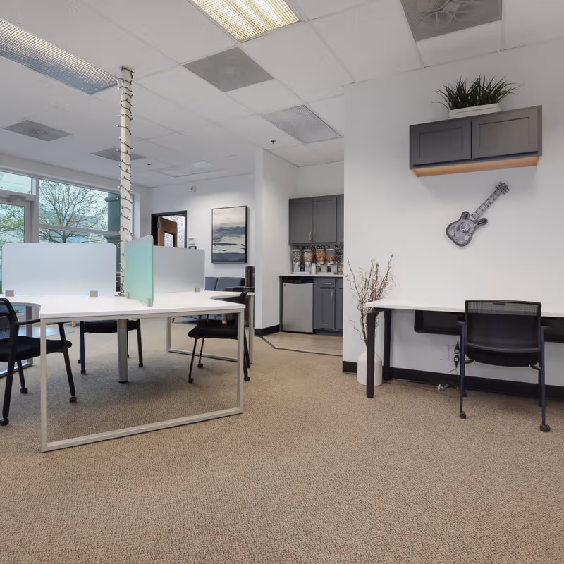 691 Trade Center Blvd, Chesterfield - Image 4