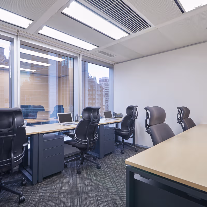 136 Des Voeux Road Central Central, Hong Kong Island - Image 6