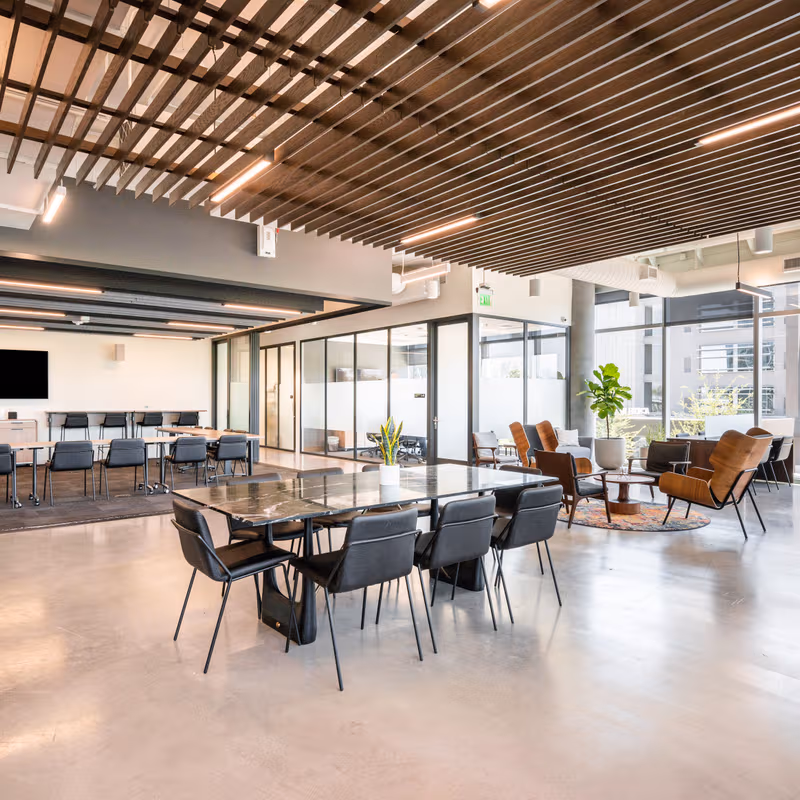 2801 E Camelback Rd, Phoenix - Image 6