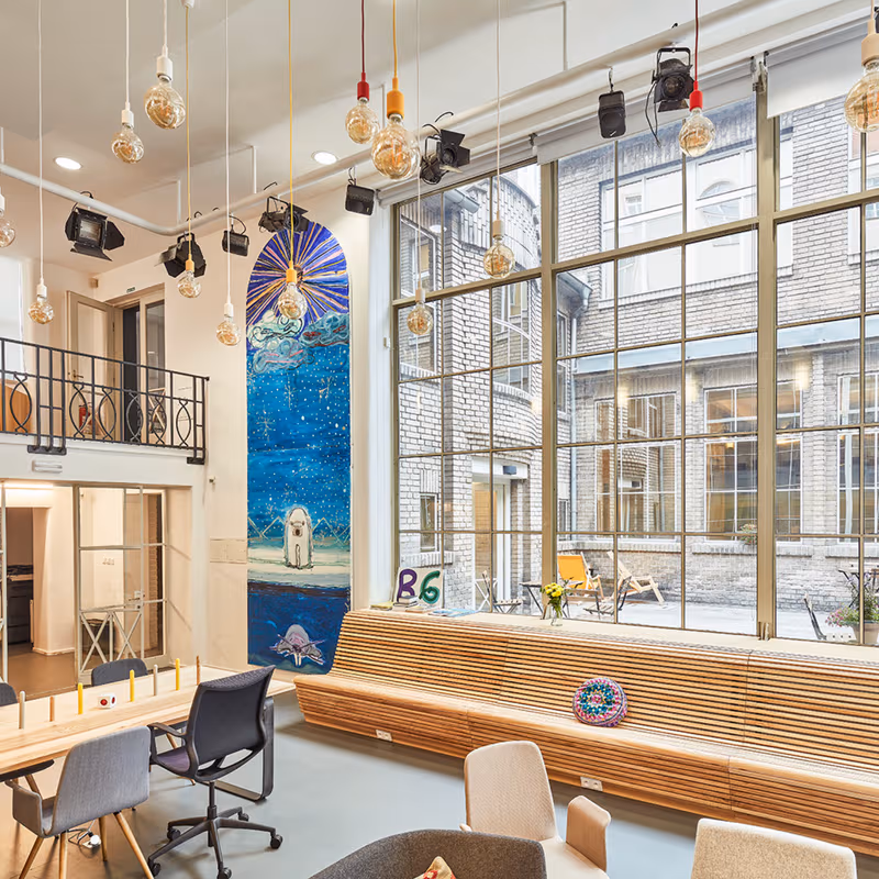 931/8 Salvátorská, Staré Město - Image 10