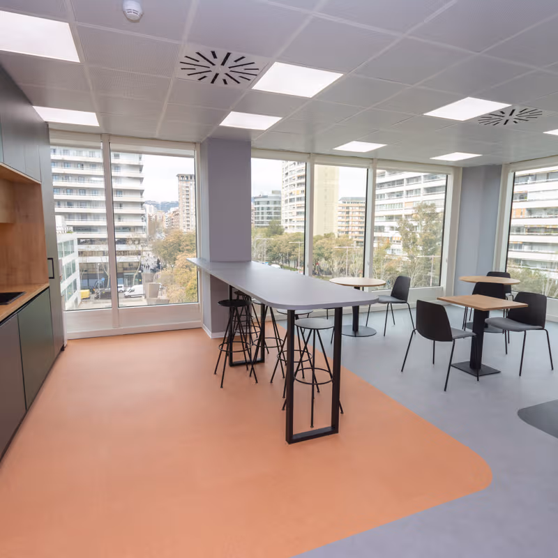 161 C/ De Tarragona, Barcelona - Image 12