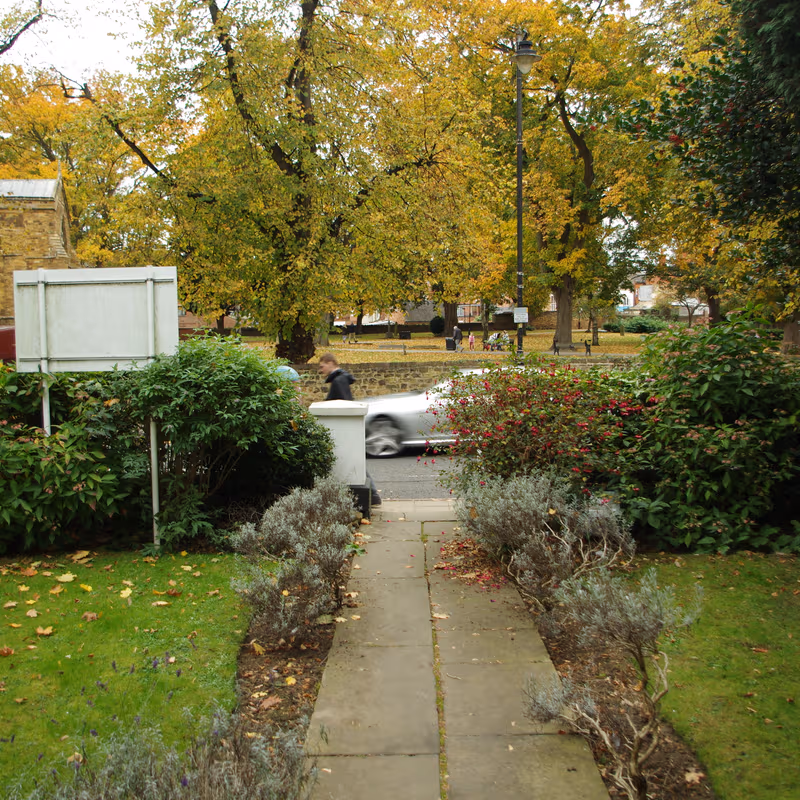 4 Spencer Parade, Northampton - Image 5