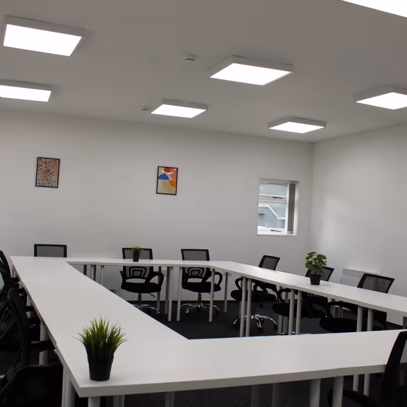 225 Denby Dale Road, West Yorkshire - Image 11