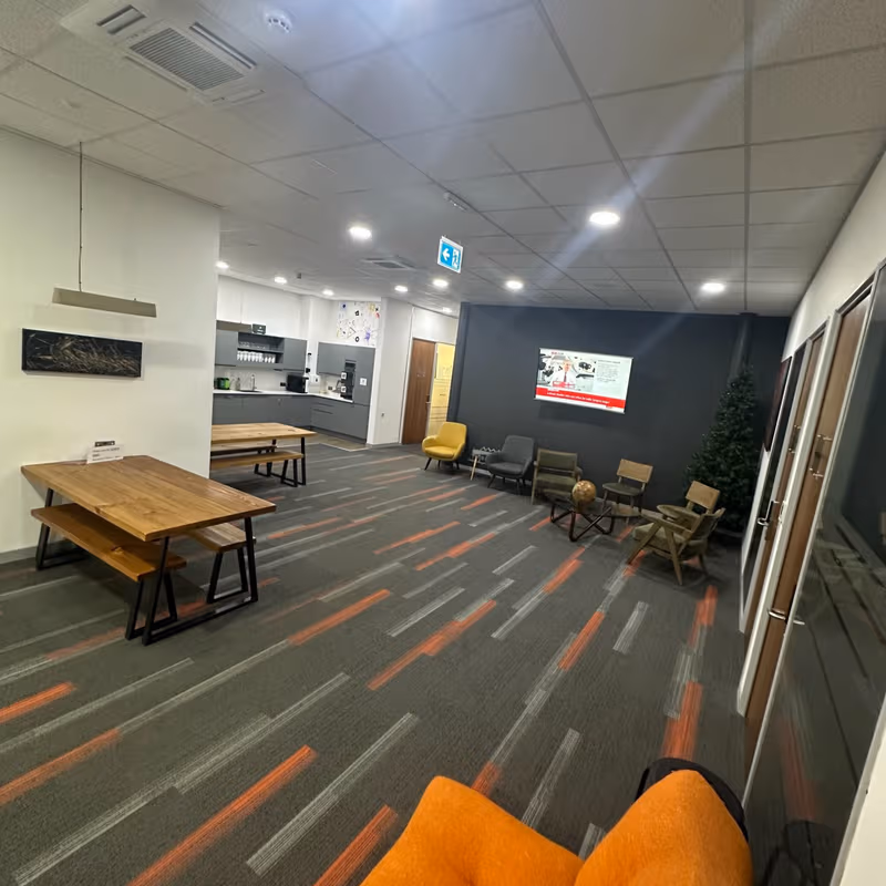 423 Kirkstall Road, Kirkstall - Image 1