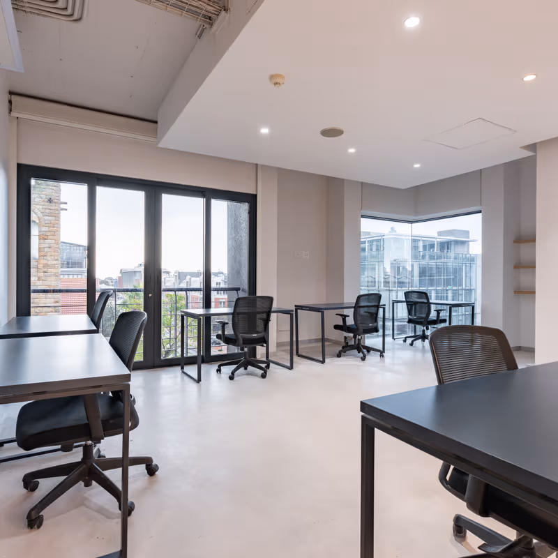 27 Somerset Road, Cape Town - Image 15