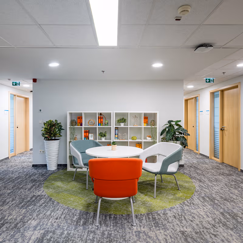 1-3 Váci Út, Budapest - Image 2