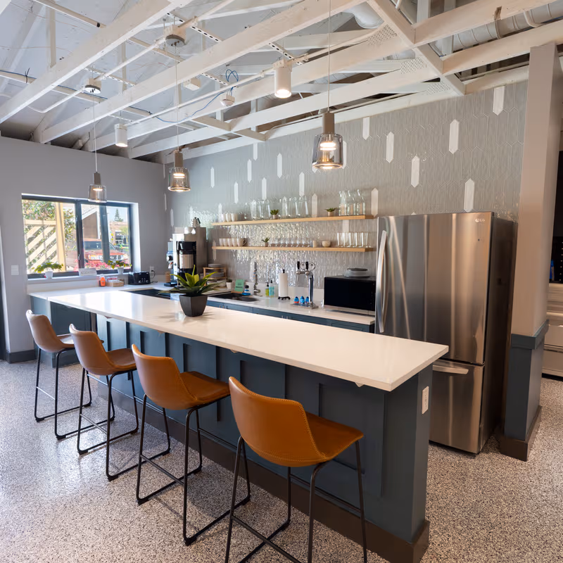 2130 West Main Street, Tampa - Image 1