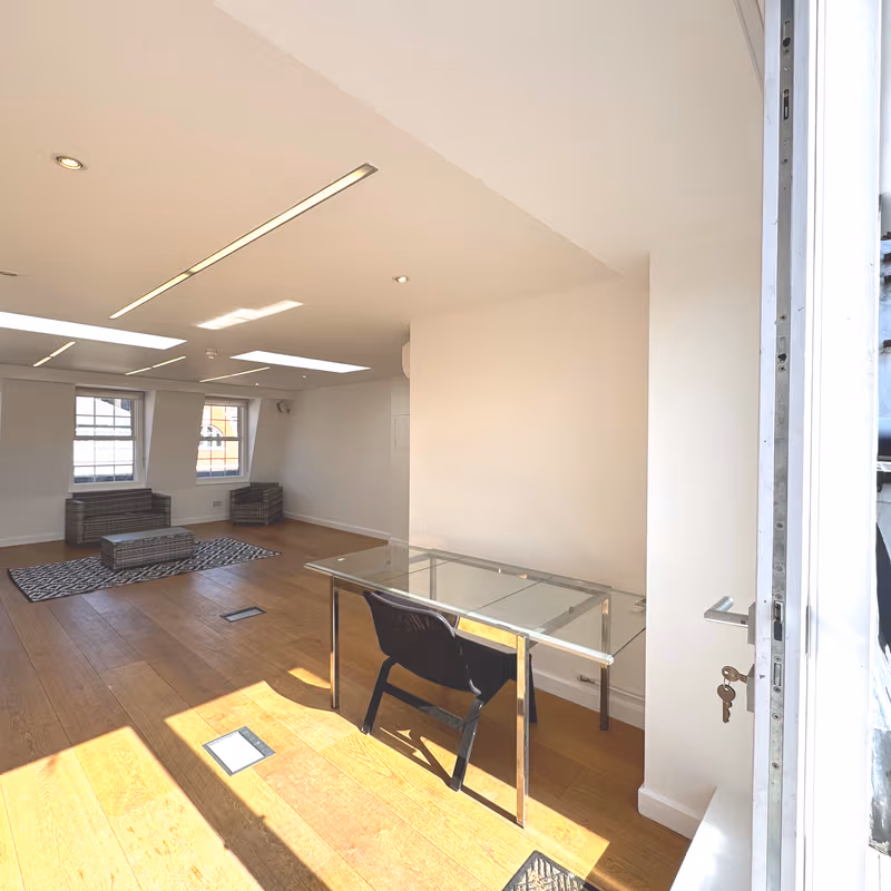 91 Great Titchfield Street, Greater London - Image 5