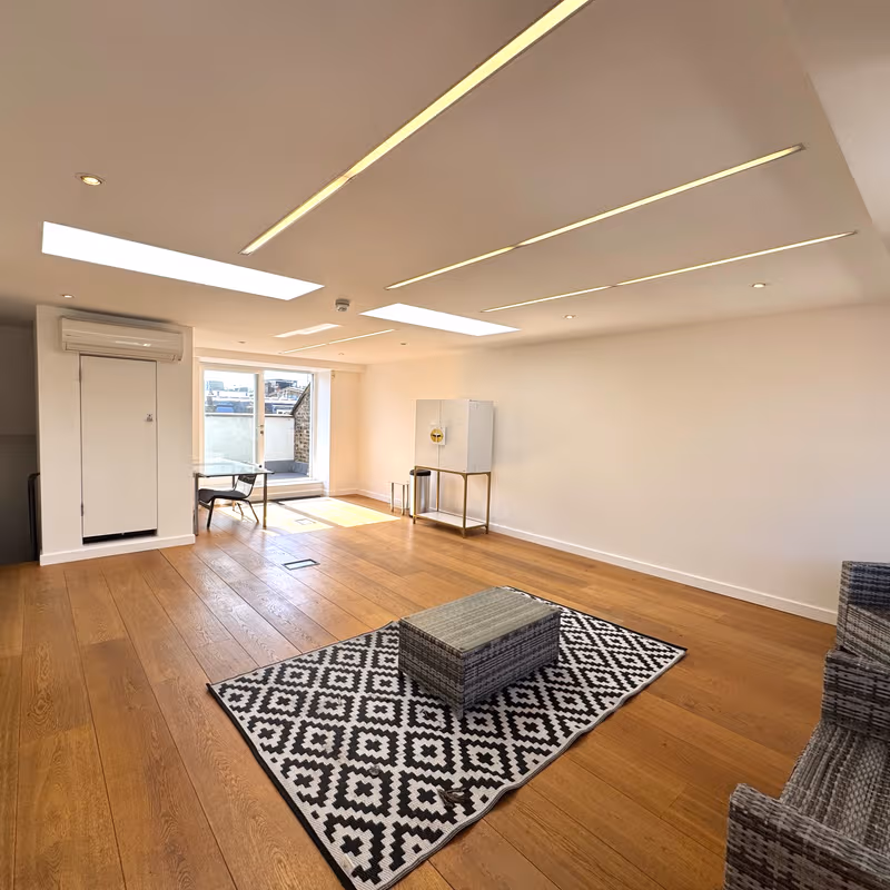 91 Great Titchfield Street, Greater London - Image 4