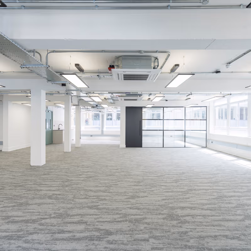 14 Charterhouse Bldgs Goswell Rd, London - Image 2