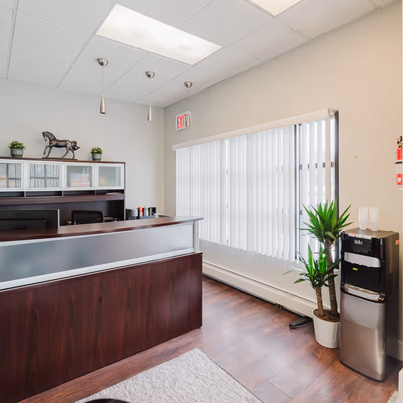 98-22 Metropolitan Avenue, Forest Hills - Image 5