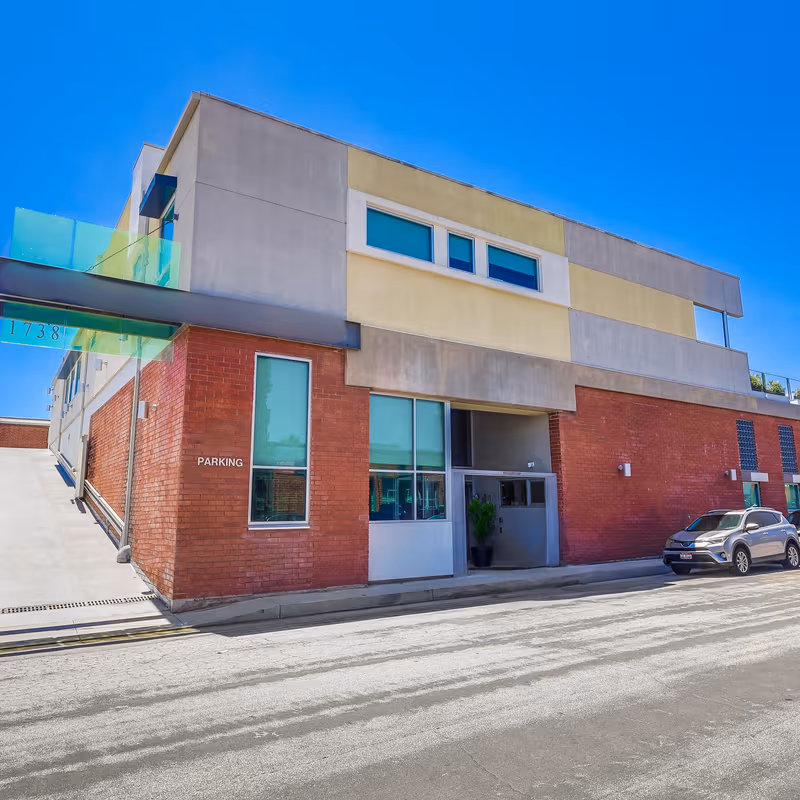 1738 Berkeley Street, Santa Monica - Image 22