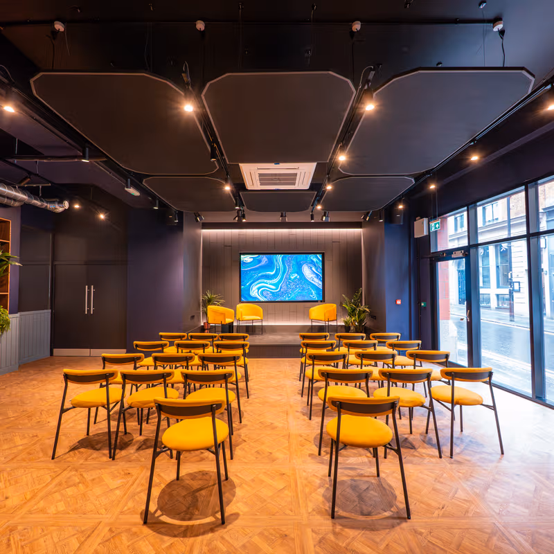 76 King Street, Greater Manchester - Image 4