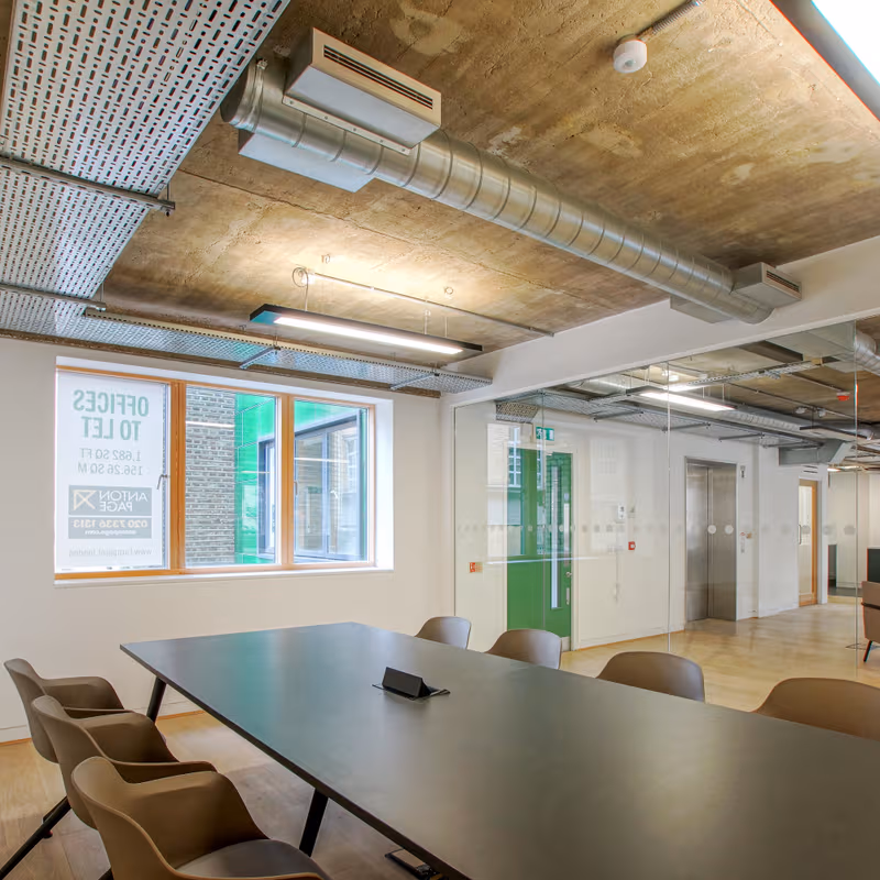 26 Underwood Street, Greater London - Image 2