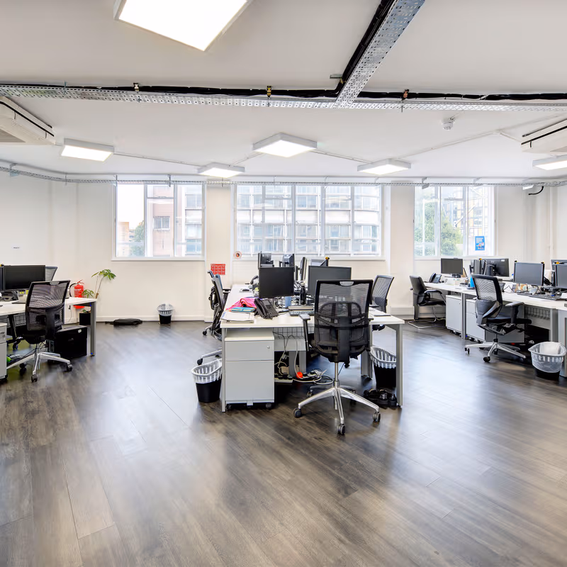 115 Southwark St, London - Image 3