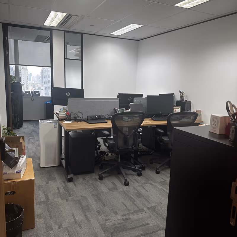 333 Huaihai Middle Road, Huangpu - Image 2