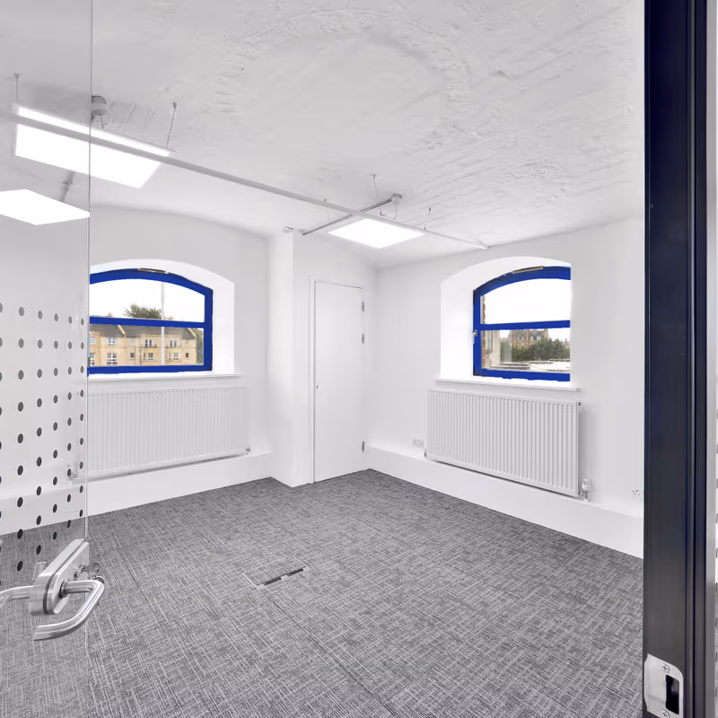 2 Anderson Place, Edinburgh - Image 14