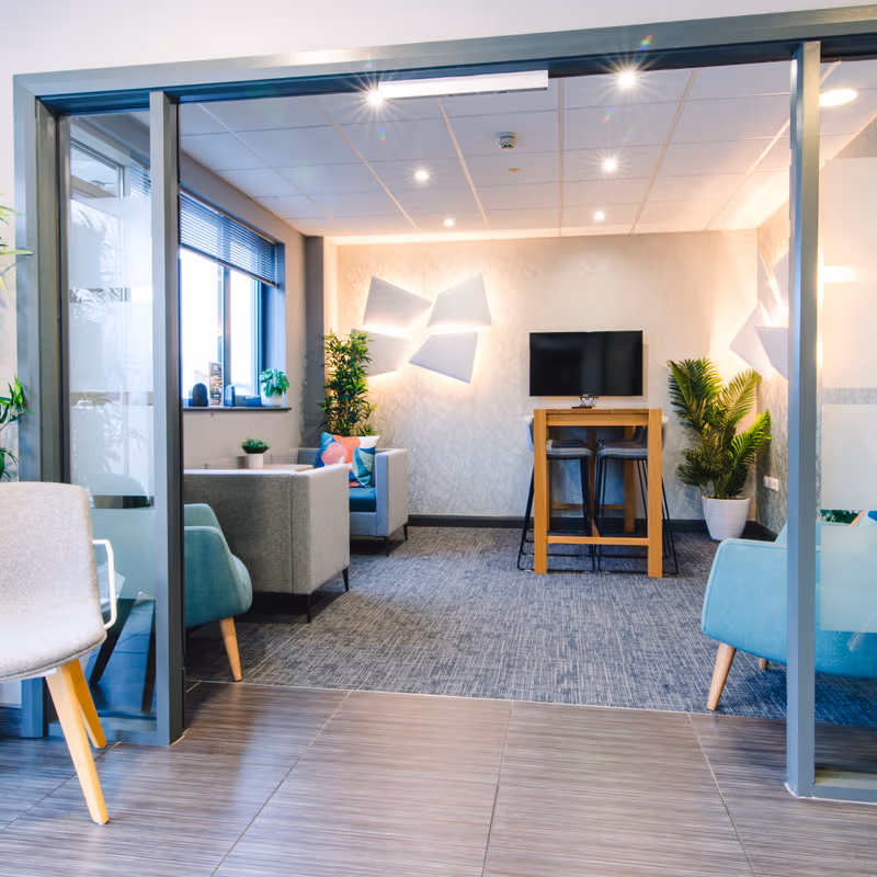 Kembrey Park, Swindon - Image 13