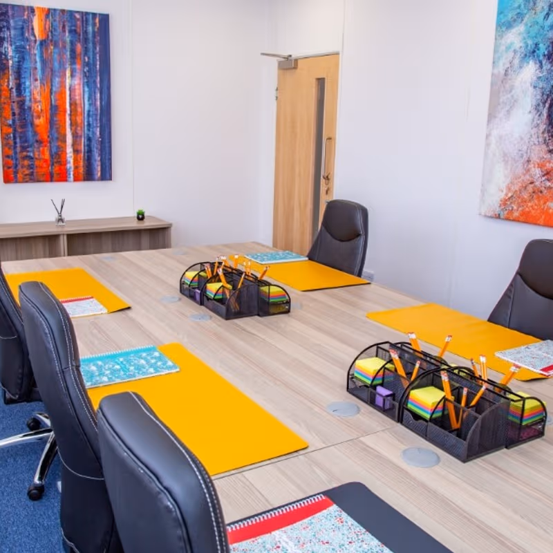 915 High Road, Finchley - Image 2