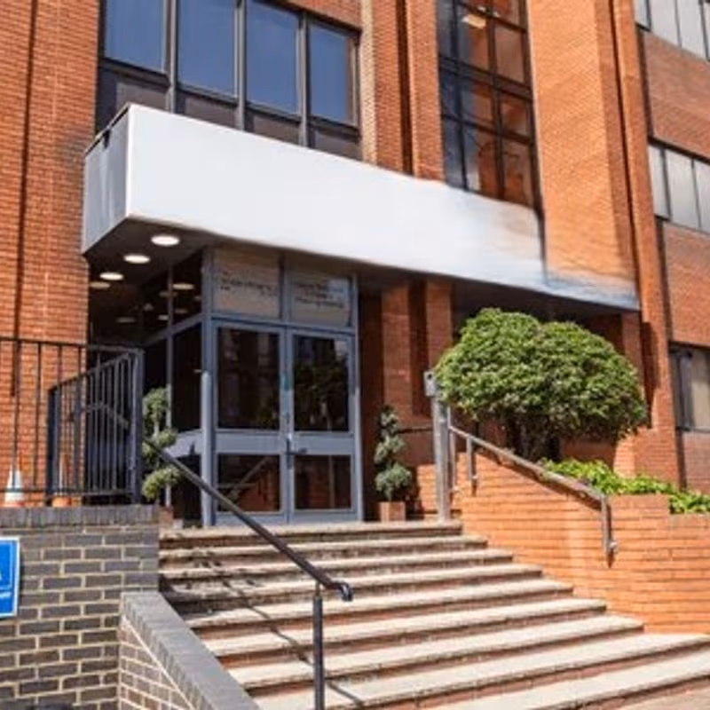 915 High Road, Finchley - Image 13