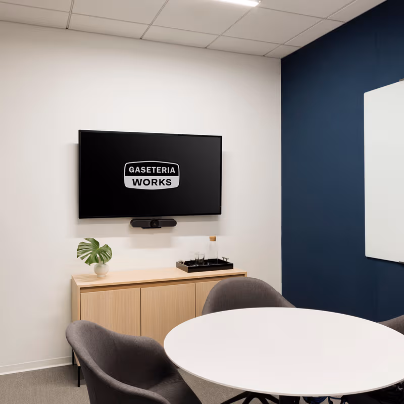 30-10 41 Avenue, Long Island City - Image 4