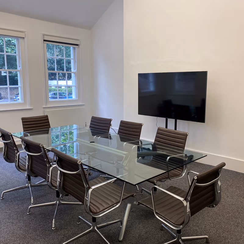 Thorncroft Manor, Leatherhead Surrey - Image 3