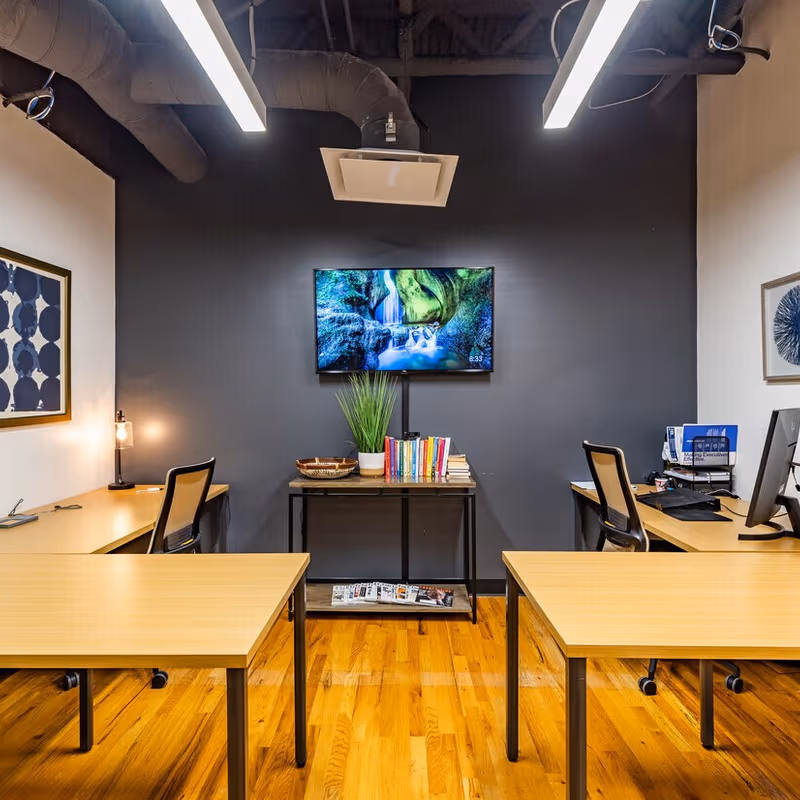 100 East Pine Street, Orlando - Image 2