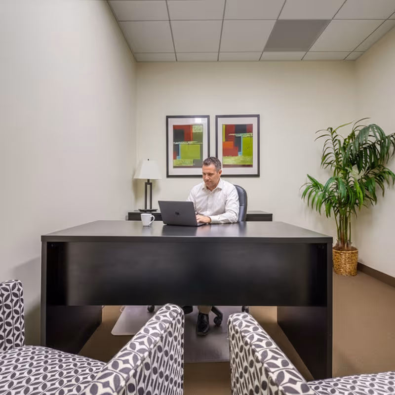 5901 W Century Blvd, Los Angeles - Image 3