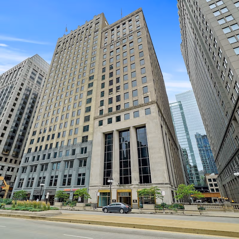 211 W Wacker Dr, Chicago - Image 11