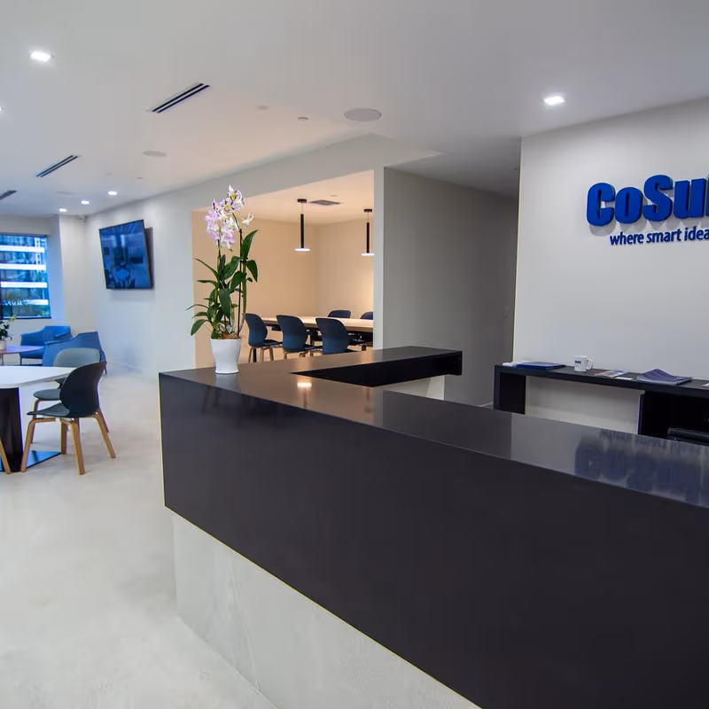 800 Brickell Avenue, Miami - Image 1