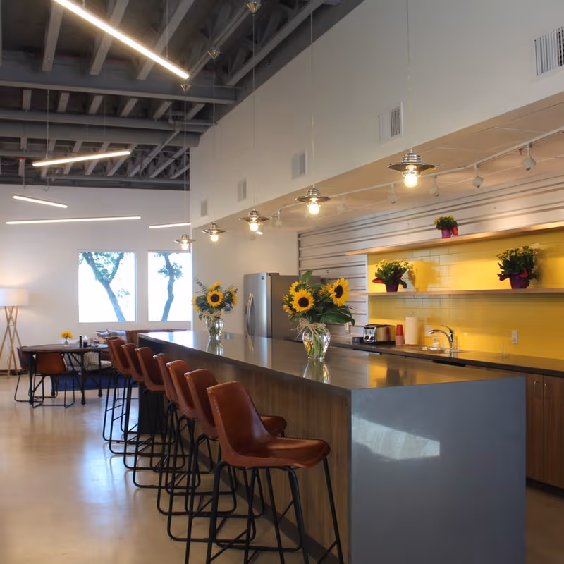 18911 Hardy Oak Blvd, San Antonio - Image 10