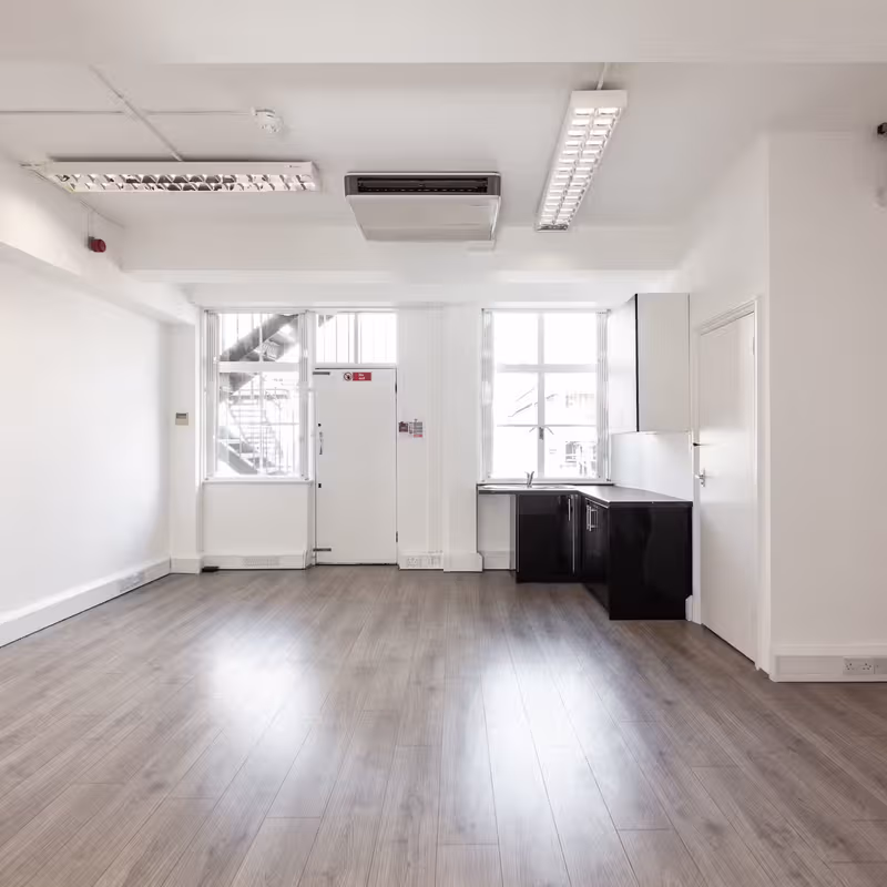 19 Margaret Street, Fitzrovia - Image 9