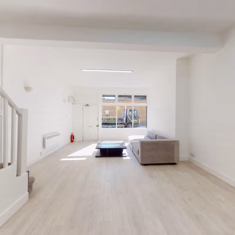 35 Eyre Street Hill, Greater London - Image 4