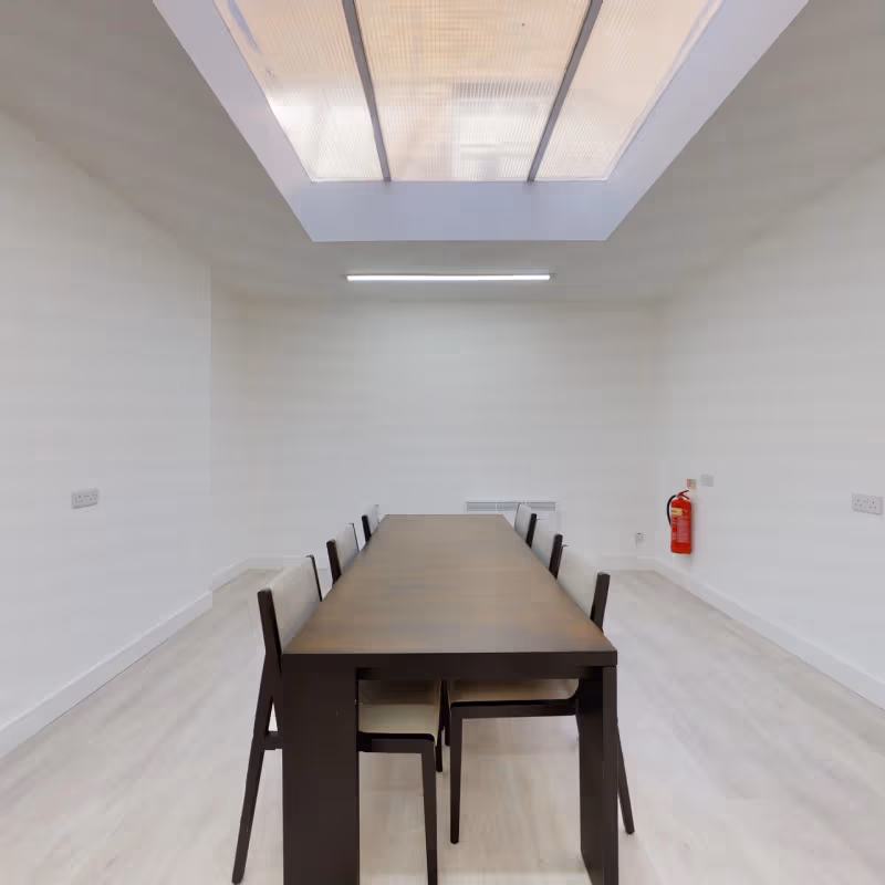 35 Eyre Street Hill, Greater London - Image 7