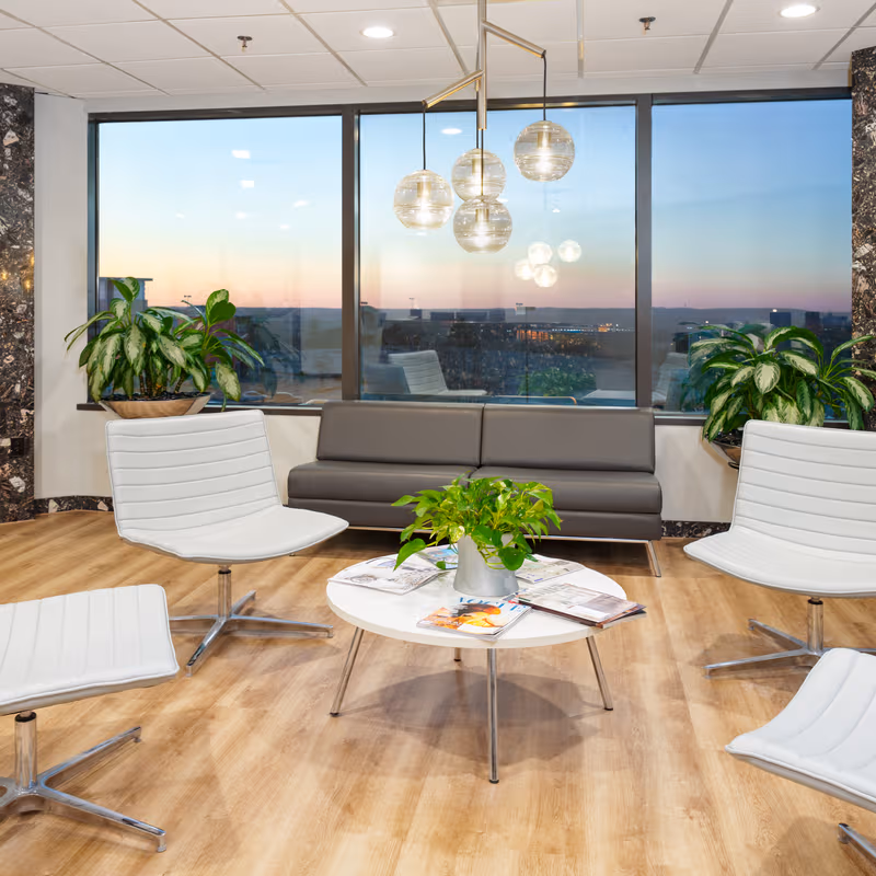 400 Chesterfield Center, Chesterfield - Image 3