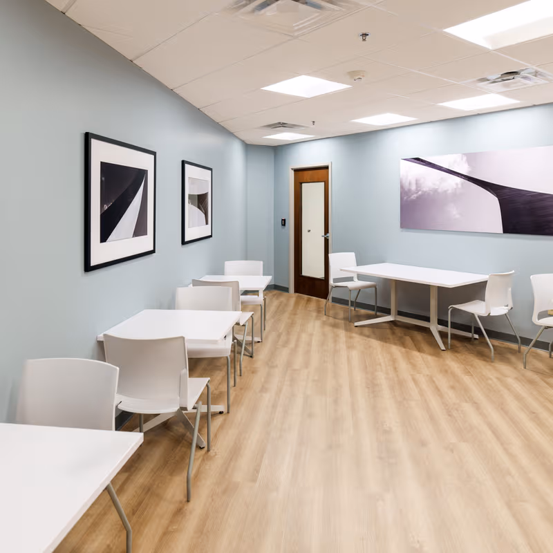 400 Chesterfield Center, Chesterfield - Image 7