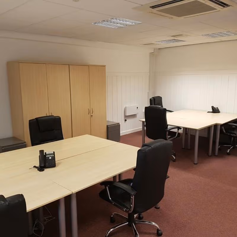 Eton Place, 64 High Street, Burnham - Image 3