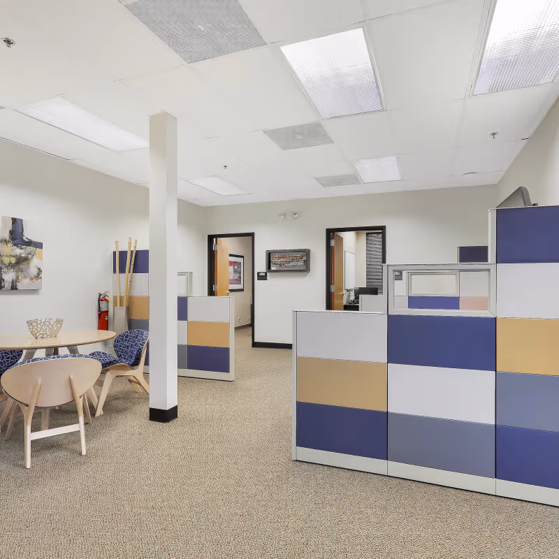 691 Trade Center Blvd, Chesterfield - Image 9