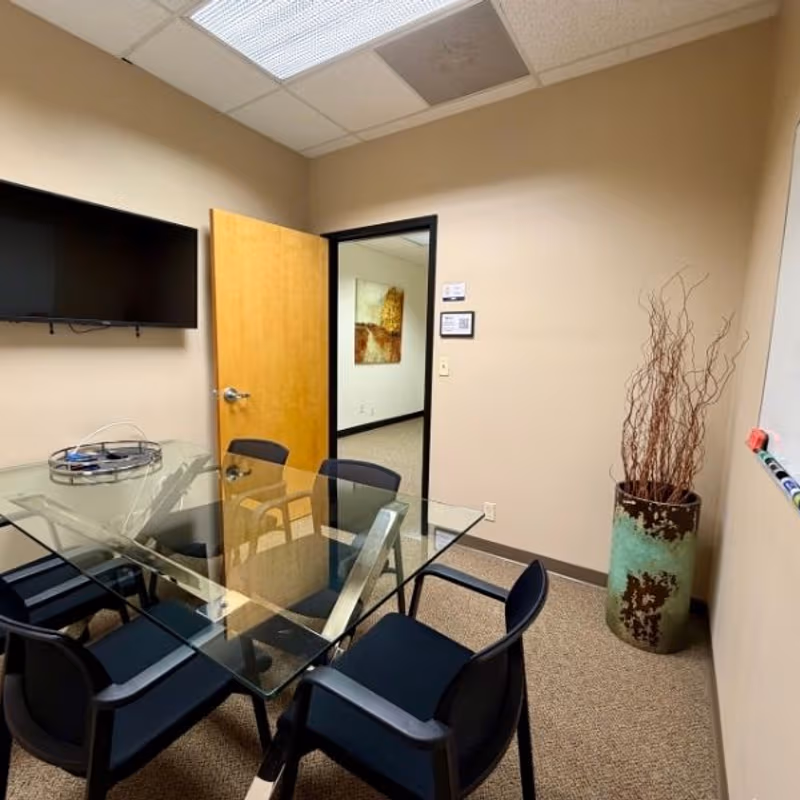 691 Trade Center Blvd, Chesterfield - Image 2