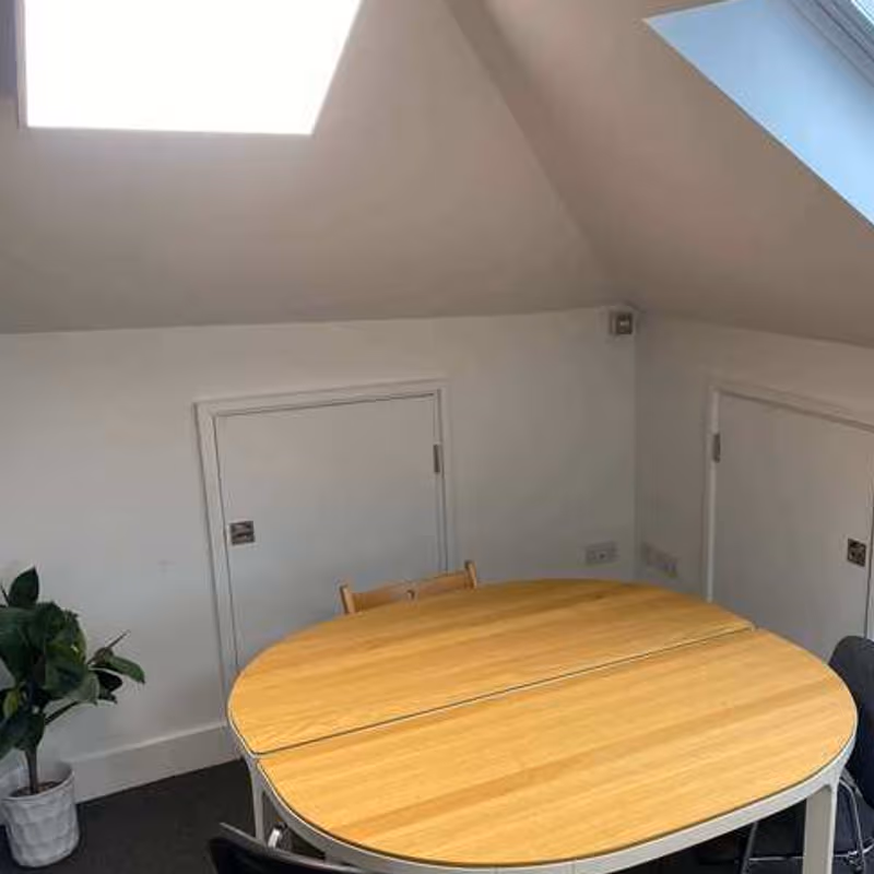 404 Camden Road, Greater London - Image 1