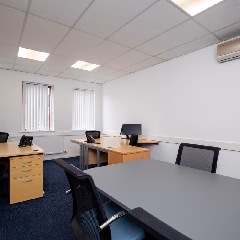 2 Alexandra Gate Ffordd Pengam, Caerdydd - Image 1