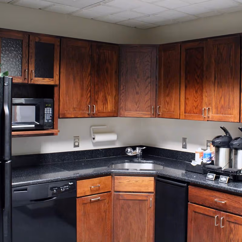 200 E Big Beaver Rd, Troy - Image 7