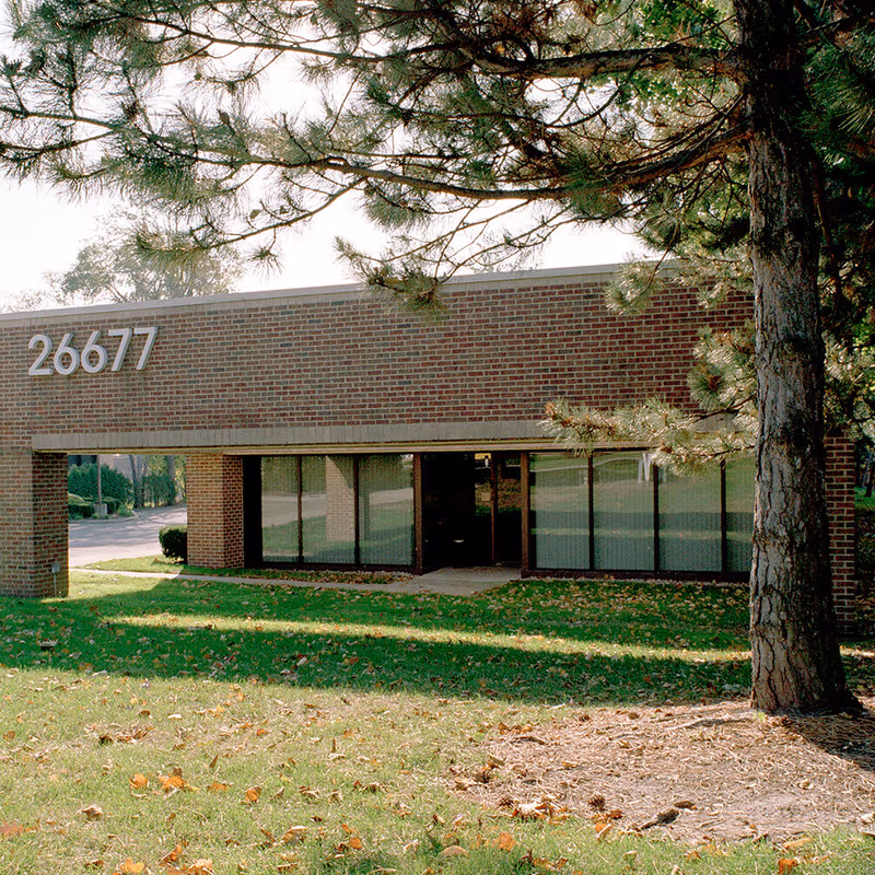 26677 W 12 Mile Rd, Southfield - Image 15