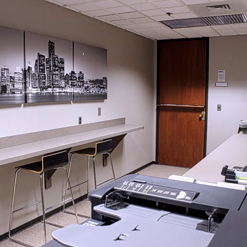 39111 Six Mile Rd, Livonia - Image 7